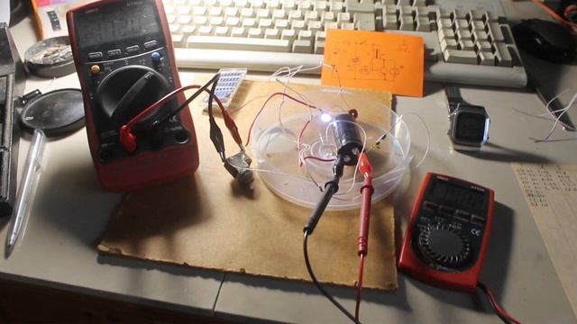 Ионисторный фонарь на солнечной батарее смотреть онлайн