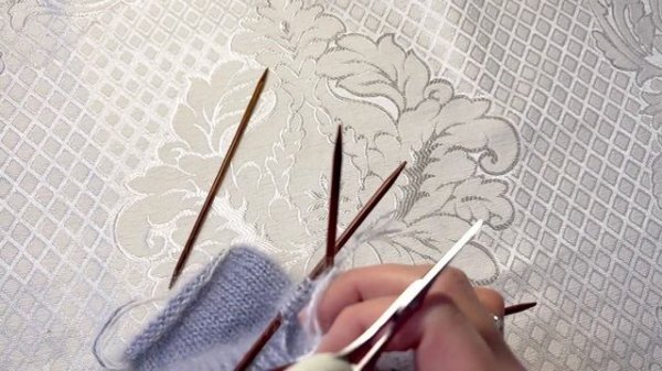 Двойные варежки индийским клином|| варежки спицами||анатомические варежки||мк варежки спицами