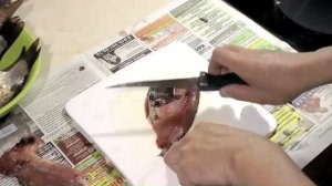 Как быстро и аккуратно разделать карася на филе.