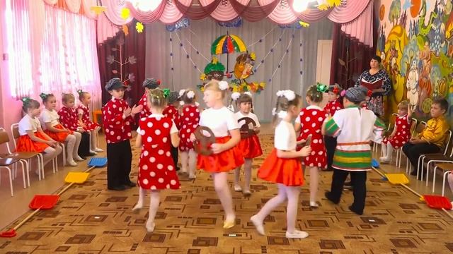 Танец: "Трактористки и пахари" смотреть онлайн