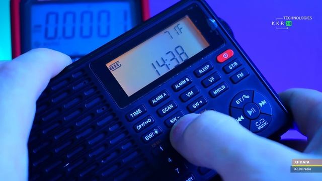 ДОЛГОЖДАННЫЙ??? Радиоприемник XHDATA D-109 или все таки TECSUN PL-320? смотреть онлайн