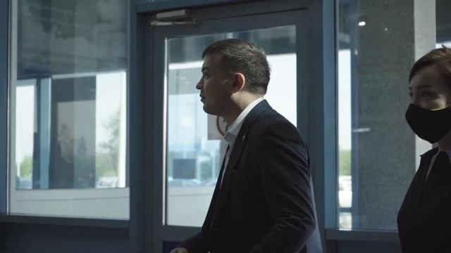 Система бесконтактного мониторинга посетителей от Beeline Business в аэропорту Актобе смотреть онлайн