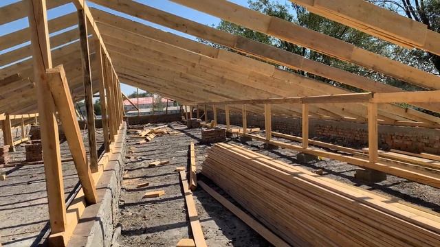 Наша налоговая в Городе Уштобе , идёт стройка ? медленно? смотреть онлайн