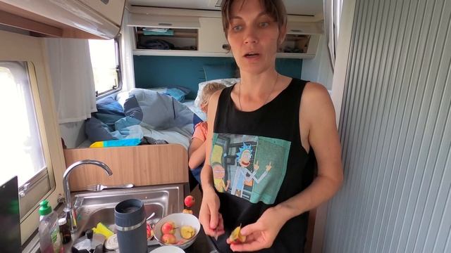 Вот попали: ШТОРМ в автодоме! Завьялово - курорт в Алтайском крае. смотреть онлайн