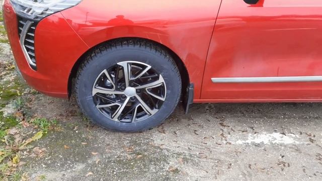 Haval Jolion. Увеличиваю клиренс за счет более высокого профиля резины.