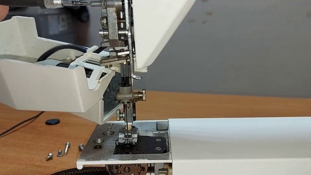 Ремонт швейной машины Веритас регулировка челночного механизма смотреть онлайн