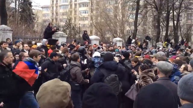 Задержания у замоскворецкого суда смотреть онлайн