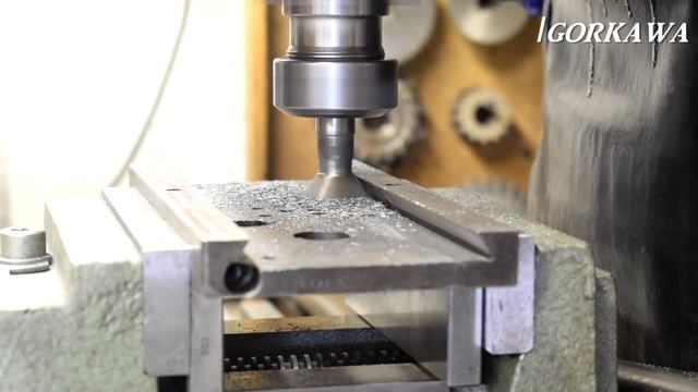 Капитальный ремонт токарного станка ТВ16 часть 1 смотреть онлайн