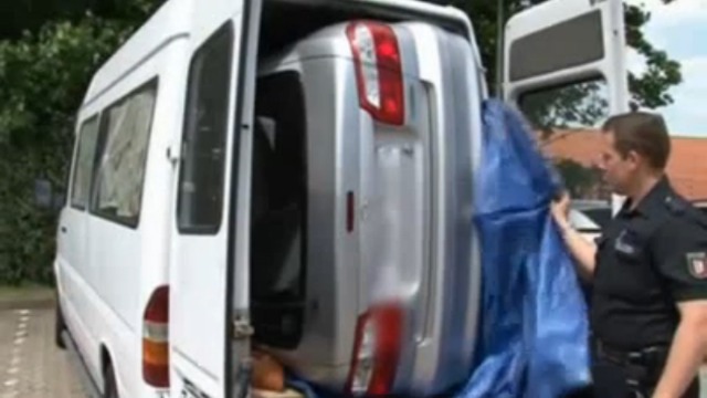 Мазду перевозили в Mercedes Sprinter смотреть онлайн