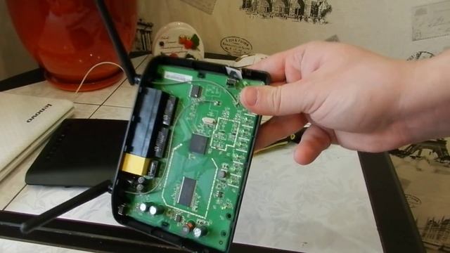 Разборка и ремонт роутера D-Link DIR-615 смотреть онлайн