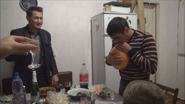 У Марата родилась дочь Веселое видео с праздника