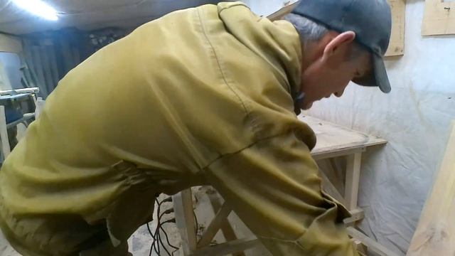 Брутальные стулья из сучков своими руками. Комплект Лесной мебели. смотреть онлайн