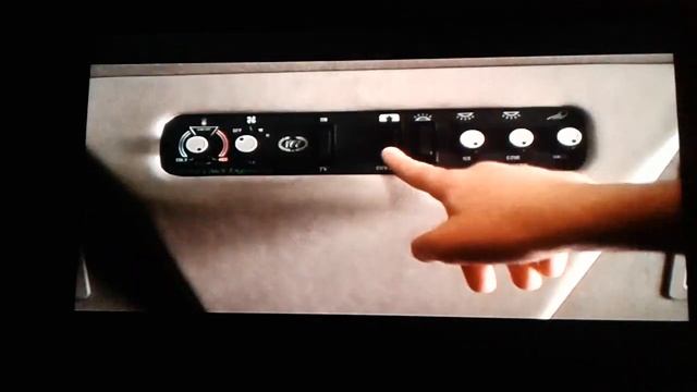 Home Alone 2: Lost In New York - The Limousine And The Pizza