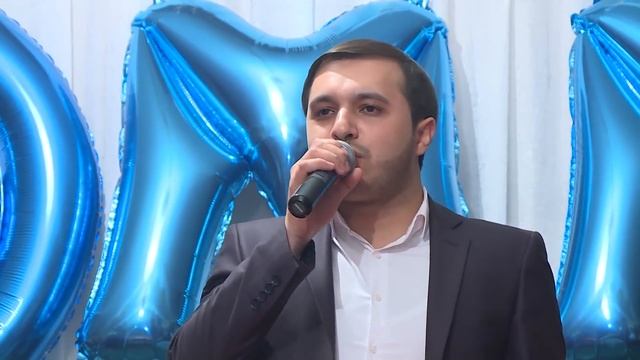 Hacı Ramilin(Pələngin) oğlu Məhəmmədin toyunda,Super Meyxana.2018 İlin qırğın deyişməsi. смотреть онлайн