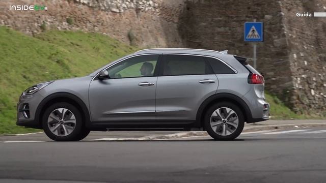 Kia e-Niro (2021) | Perché comprarla elettrica e perché no смотреть онлайн