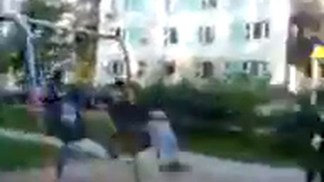 как рома с качелей упал смотреть онлайн