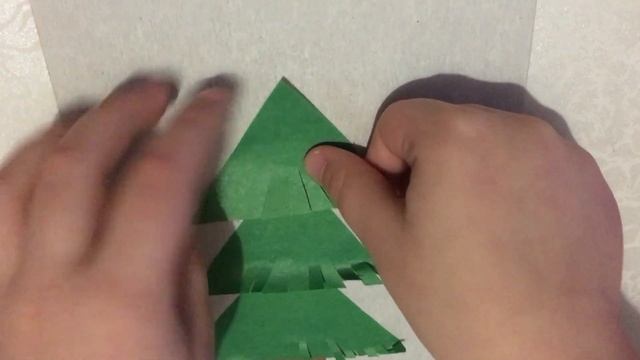 Аппликация из цветной бумаги на Новый год. Новогодние поделки. Ёлочка в садик. смотреть онлайн