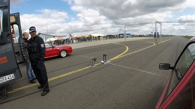 Audi Sport quattro vs Cinquecento Bimoto "The Dirty" - 1/8 Meile Day of Thunder Magdeburg смотреть онлайн