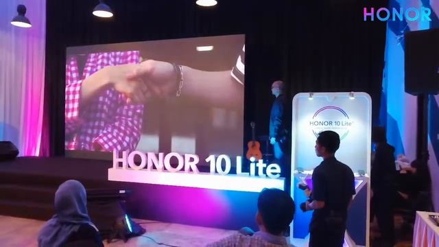 HONOR 10 Lite Launch Event in Indonesia смотреть онлайн