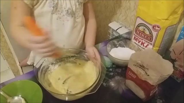 Печем блины на масленицу! смотреть онлайн