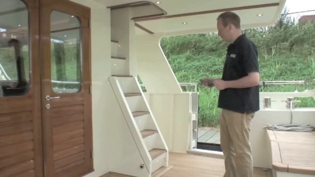 Privateer Trawler 60 from Motor Boat & Yachting смотреть онлайн