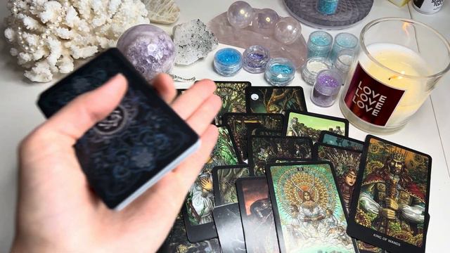 🌖 Обманывает и 🌚Манипулирует ?🌻🌞мужчина #таро #гадание #tarot #ромашкатаро #lovetarot #шортс