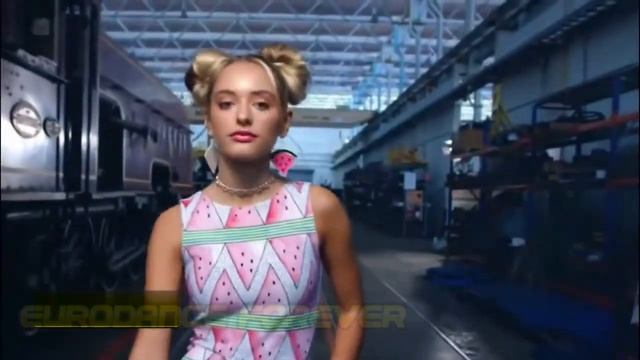 Basic Element - Leave It Behind (Alexsey Style Remix).mp4 смотреть онлайн