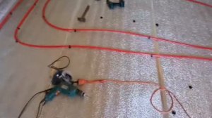 Монтаж теплого пола в бане!