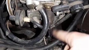 Настроил холостой ход на карбюраторе PIRBURG 2E3/2E2