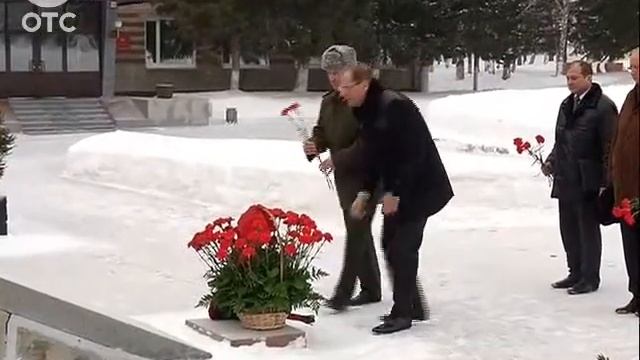 Василий Юрченко пообещал помочь в реставрации мемориального комплекса в НВВКУ смотреть онлайн