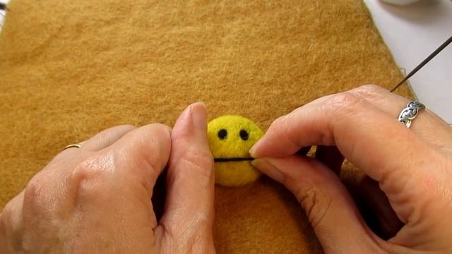 5 Tips On NEEDLE FELTING EYES, MOUTHS And FACES, A Beginner's Guide