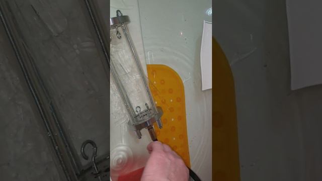 стёкла выдержали 20 атмосфер - осторожно, МАТ смотреть онлайн