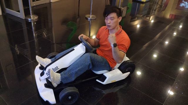 Xiaomi Ninebot GO Kart смотреть онлайн