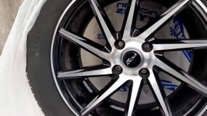 Литые диски для Весты,очень красивые диски с резиной.