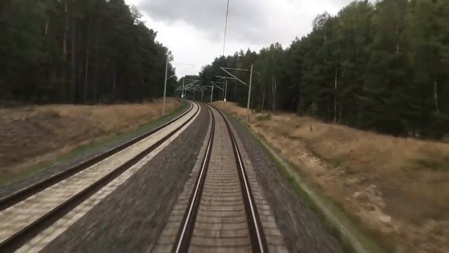 Folge 22: Führerstandsmitfahrt von Diedersdorf bis Elsterwerda in Echtzeit - HD смотреть онлайн