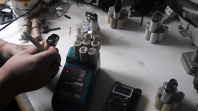 Тестирование батарей шуруповерта MAKITA смотреть онлайн