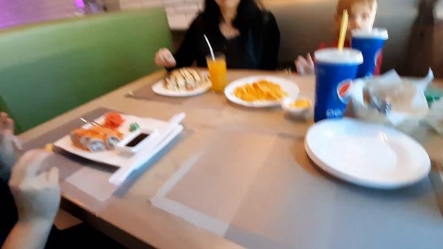 ОТМЕЧАЕМ МАСЛЕНИЦУ В ПИЦЦЕРИИ "ДОМ ПИЦЦЫ". ПРИСОЕДИНЯЙТЕСЬ!!! смотреть онлайн