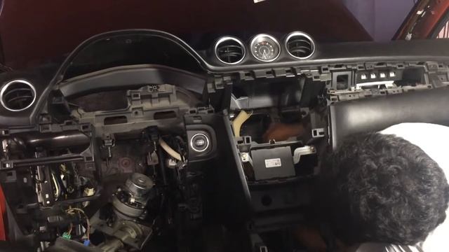 Suzuki Vitara dash board and evaporator assym. Removal process смотреть онлайн
