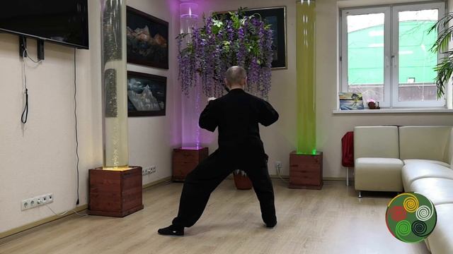 Тайцзицюань 18 форм. Шаг за шагом. 2-я форма. смотреть онлайн