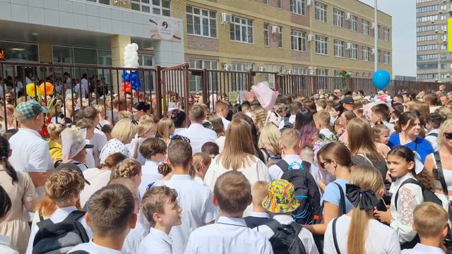 Издевательство над детьми в день знаний! смотреть онлайн