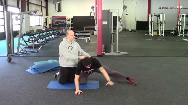 EricCressey.com: Adductor Stretch with Extension-Rotation смотреть онлайн