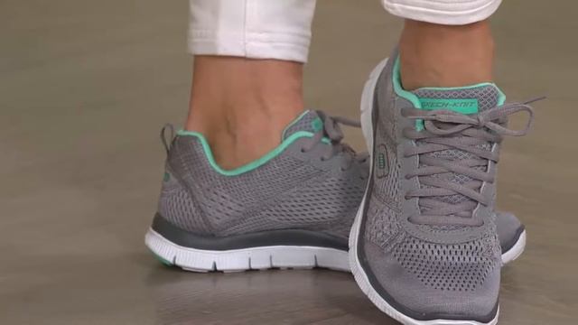 Skechers Sketch-knit Sneakers w/ Memory Foam - Obvious Choice with Amy Stran смотреть онлайн