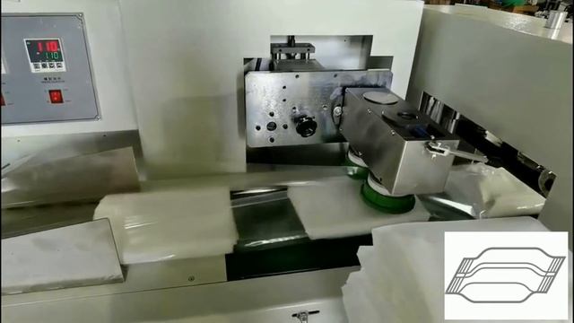 УНИВЕРСАЛЬНАЯ УПАКОВОЧНАЯ МАШИНА С КОНВЕЙЕРОМ смотреть онлайн