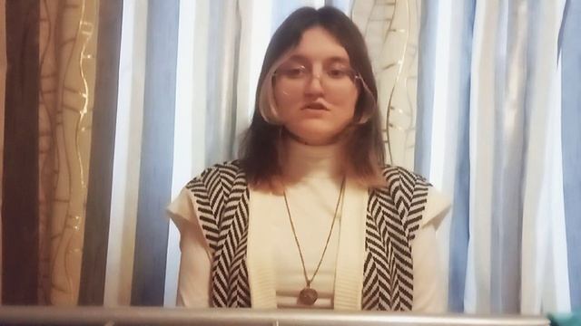 Маргарита Ужегова читает стихи М. Цветаевой "Слёзы" смотреть онлайн
