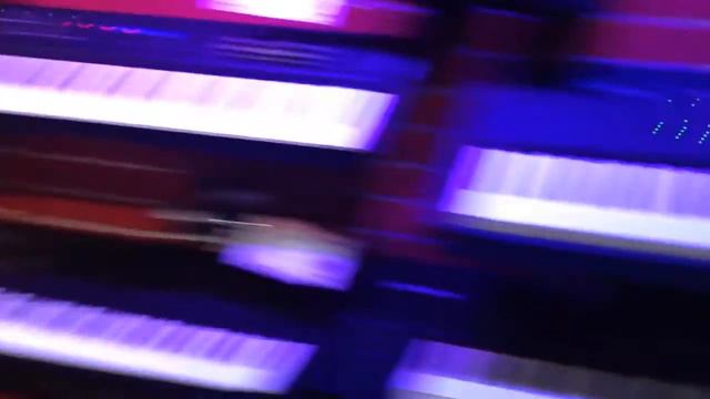 Having fun with some friends at the music store! смотреть онлайн