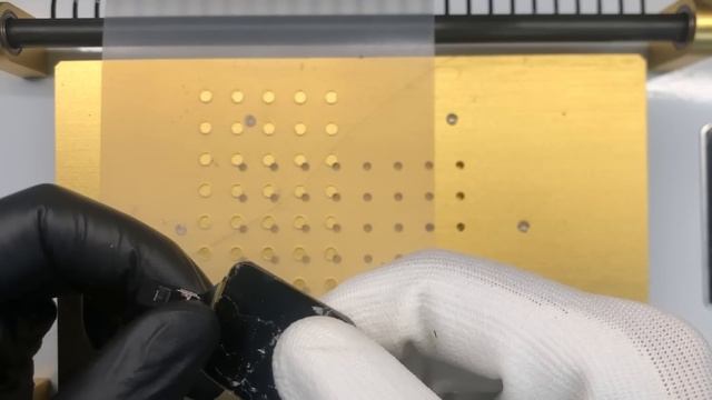 Замена стекла дисплея Apple Watch 40мм Series 4 смотреть онлайн