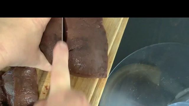 Говяжья печень в сметаном соусе смотреть онлайн