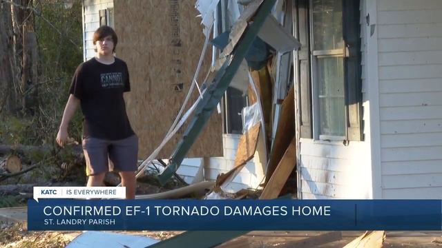 EF-1 Tornado Damages Home смотреть онлайн