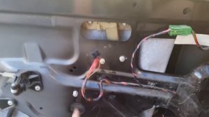 Снятие обшивки двери Лада Калина