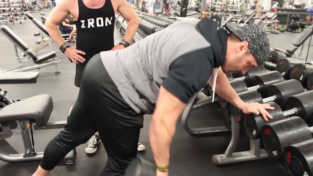 How To Build WIDE LATS With The One Arm Dumbbell Row смотреть онлайн
